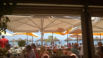 Macaao Beach Marbella food