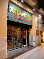 Cafe Atlantico Cocktail food