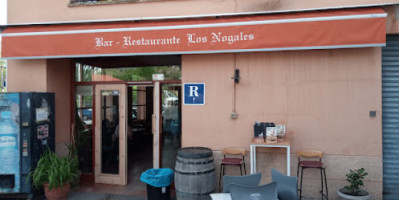 Los Nogales food