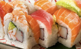 Los Maños（sushi） food