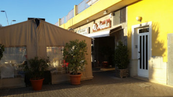 Café El Abuelo outside