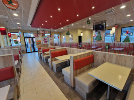 Burger King Calle Olivo inside