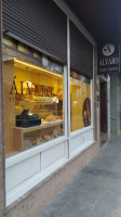 Panaderia Alvaro inside