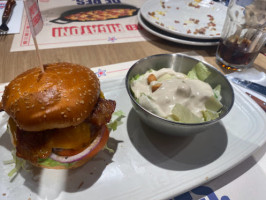Foster's Hollywood La Maquinista food
