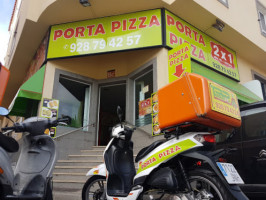 Porta Pizza Vecindario food