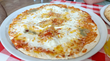 Pomodoro Pizza Pasta Burritos food