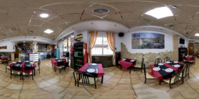 Bar Restaurante Tiora inside