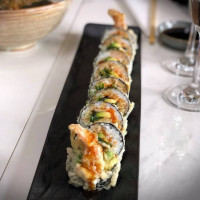Nakama Sushi Sagasta food
