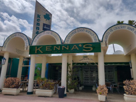 Kenna's Irish Bar Restaurant outside