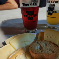 Vine A Fer Cervesa food