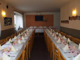 Motoklub U Toma Comida