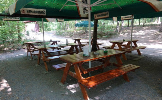 Občerstvení Na Stovce Dentro