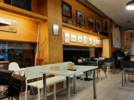 Bar Restaurante Piquio Casa De Cantabria inside