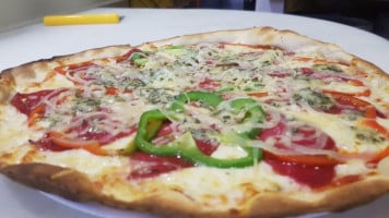 Pizza Allegra food