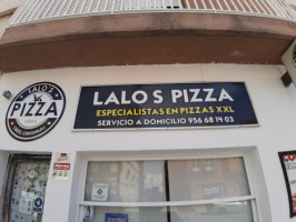 Pizzeria La Artesana inside