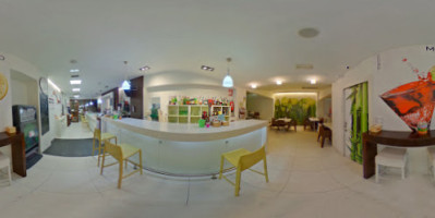 Puro Cafe inside