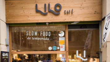 Lilo Cafe inside