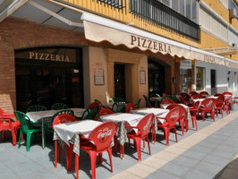 Italia Pizzeria Velez-malaga inside