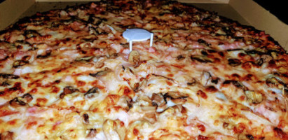 Pizza Servi food