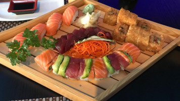 Kazuki Teppanyaki/sushi inside