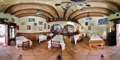 Restaurante La Mussola inside