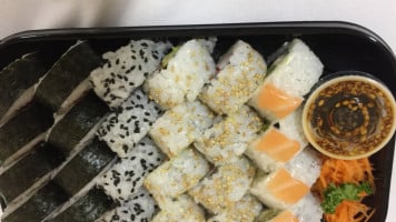 Sushi Up food