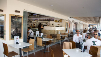 Nostro Cafe Costa food