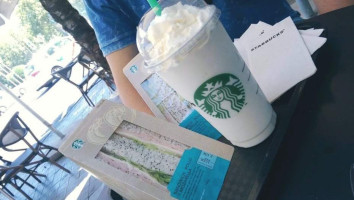 Starbucks Pza. De Espana food