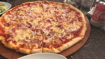 Pizzeria Via Appia food