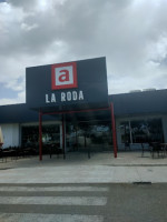 Abades De La Roda outside