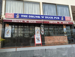 The Drunk 'n ' Duck Pub outside