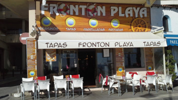 Fronton Playa food