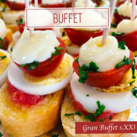 Gran Buffet S.xxi food