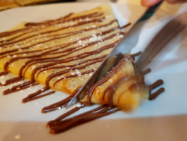 Mademoiselle Crepes food