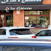 La Llar D'edelweiss outside