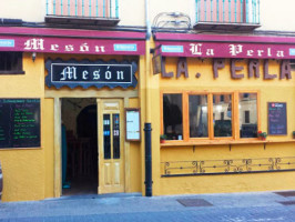 Meson La Perla outside