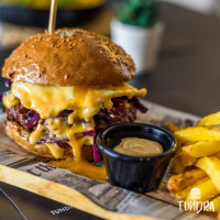 Tundra Fusion Burger food