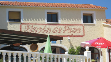 Hostal Rincon De Pepe outside