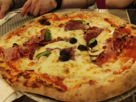 Pizzeria Altivole food