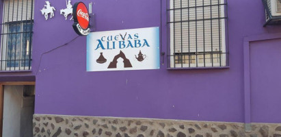 Cuevas AlÍ BabÁ food