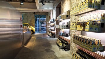 Fabrica Moritz Cerveceria food