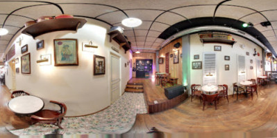 Cafe El Siglo inside