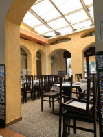 Bar Restaurante Los Olivos inside