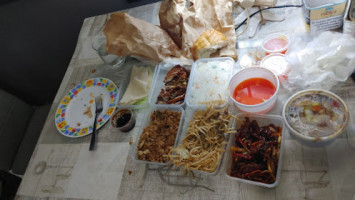 Chino Pekin 5 food