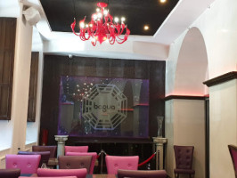Bagua-lounge inside
