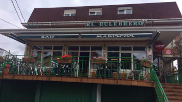 El Culebrero De Pedrena outside