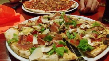 Pizzeria Rosienna food
