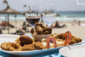 Pelicano Beach food