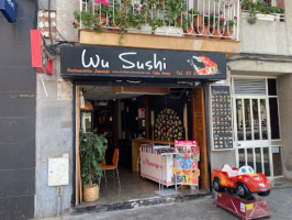 Wu Sushi outside
