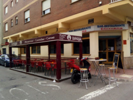 Tarrega Restaurante inside